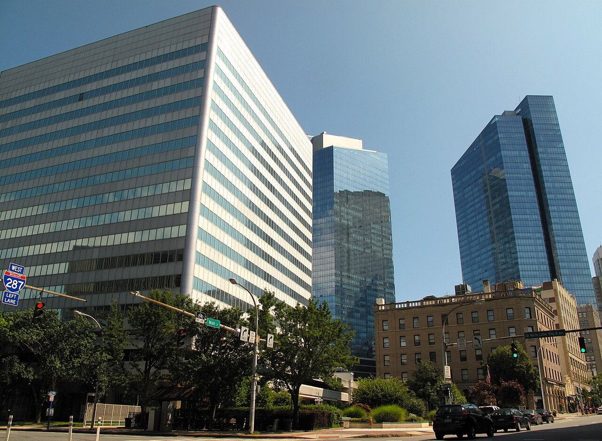White Plains, NY - Archivo:New York Power Authority and Main Street in White Plains.JPG -  Wikipedi